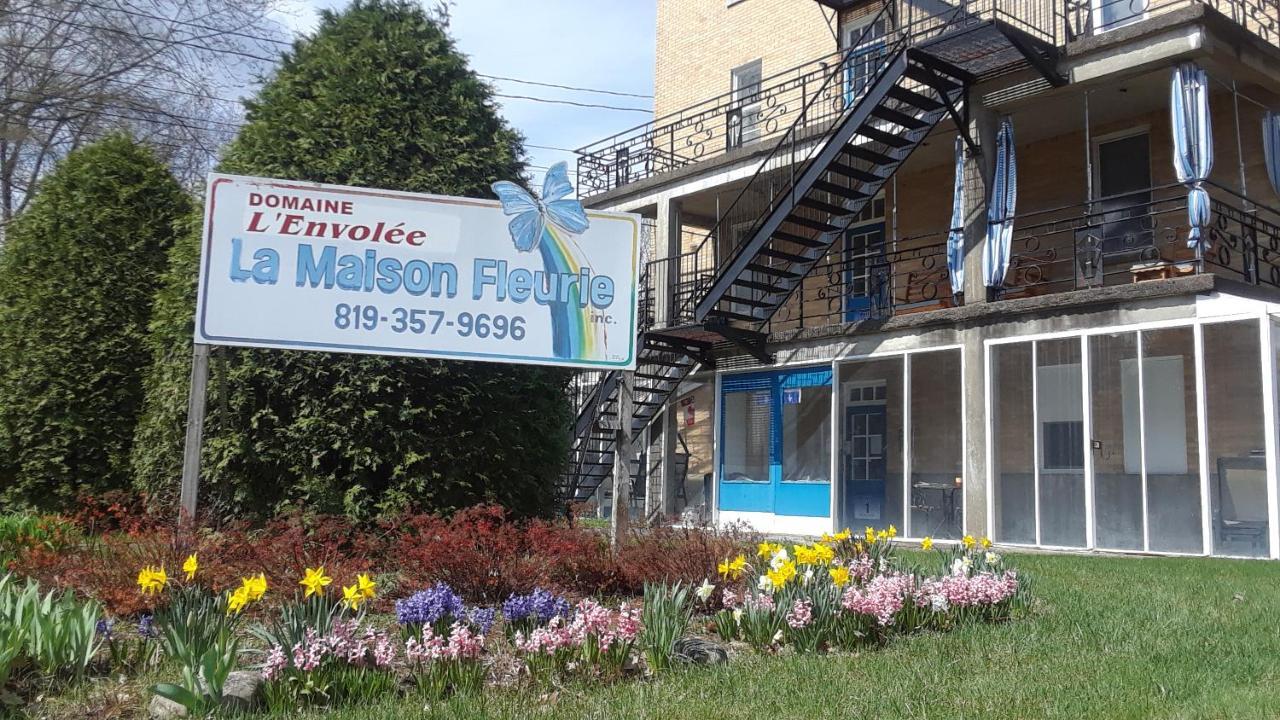 Mhotel Domaine L'Envolee- Maison Fleurie Викториавилл Экстерьер фото